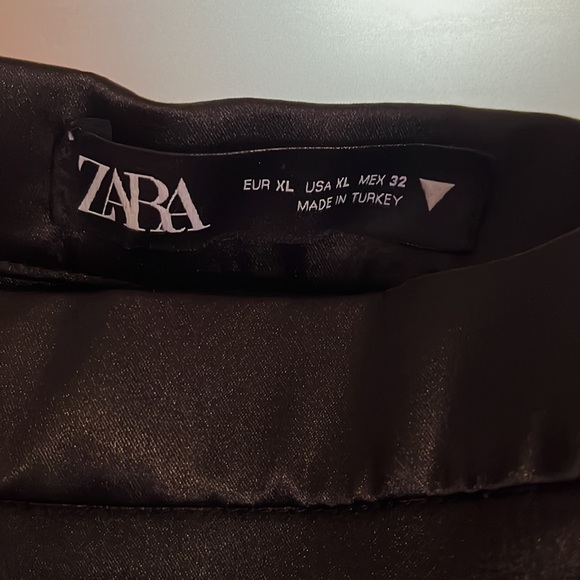 Zara satin puffed mini skirt size XL - Picture 2 of 4